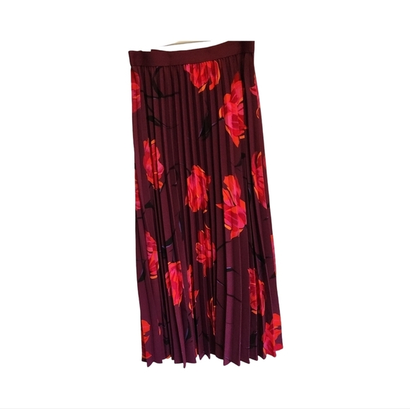 Floral Purple Pleated Midi Skirt From Target - Picture 2 of 6